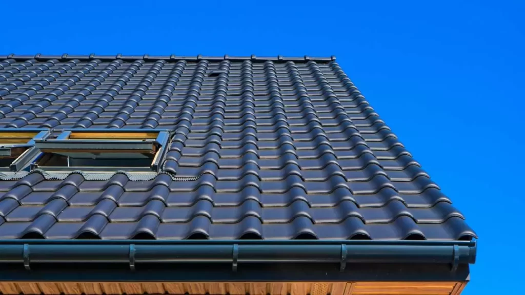 Zapewnienie pożarowego bezpieczeństwa na dachach budynków