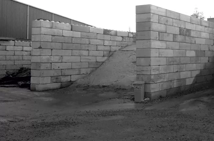 Bloki betonowe typu lego – podstawowe informacje